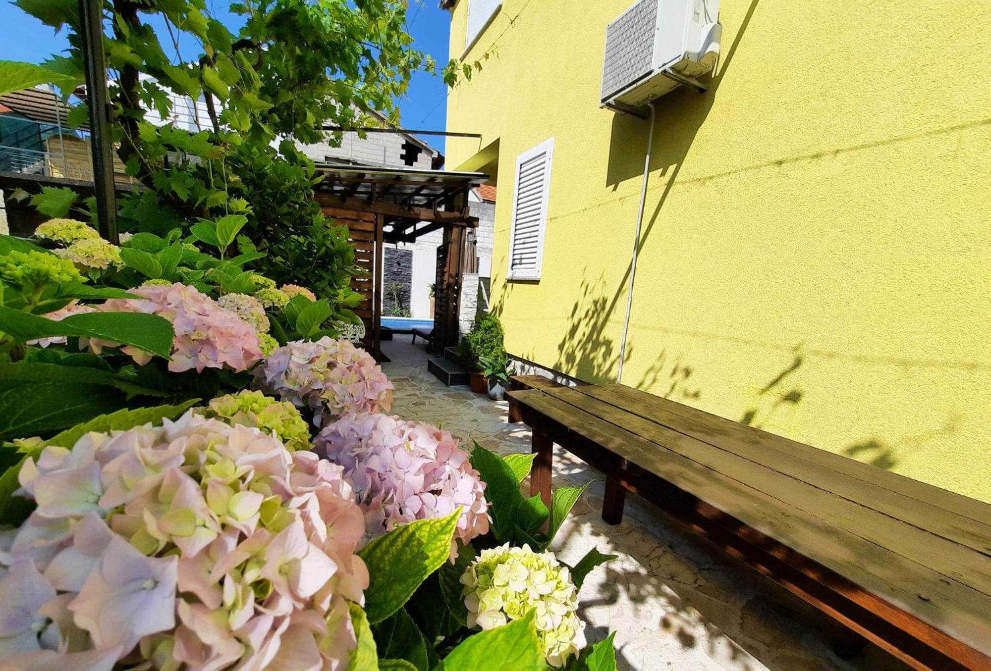 Apartment Rustica Zadar With Exclusive Use Of The Pool-Ground Floor Bagian luar foto